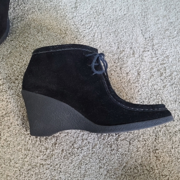 Like new, Banana Republic rare VTG suede wedge booties size 7 - Picture 4 of 8